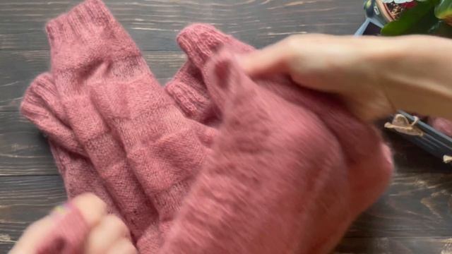 Джемпер-паутинка спицами//интарсия спицами//блок-квадрат//How to knit a sweater смотреть онлайн