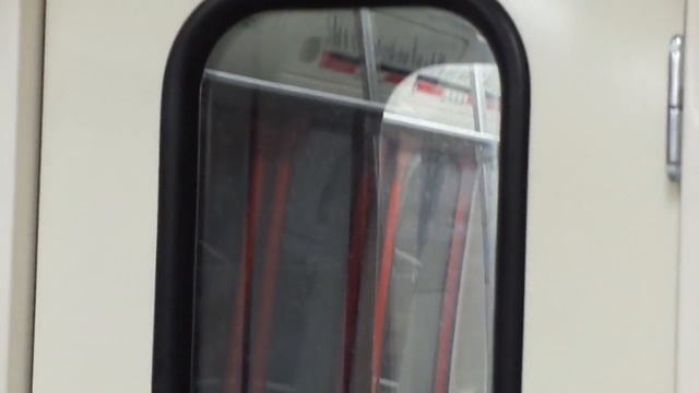 Метропоезд Санкт-Петербурга 8-68: метровагон 81-723.1 (ОЭВРЗ), б. 23163 - 1 линия (17.04.18) смотреть онлайн