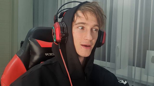 Как я Изменился за 10 ЛЕТ. Смотрю СВОИ ВИДЕО. ЧТО СО МНОЙ? DontWorry :D