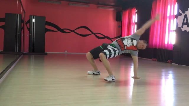 Прыжки в мостике смотреть онлайн