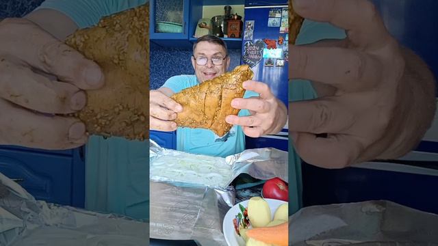 Рулька в духовке с овощами. Простой и вкусный рецепт. смотреть онлайн