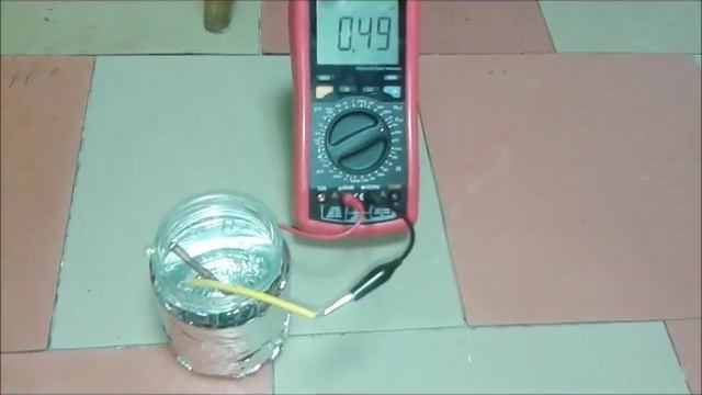 Переменный конденсатор на воде с диэлектриком на стекле смотреть онлайн