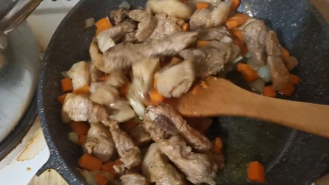 ГОРОХОВыЙ СУП ...ОСОБО РЕкЛАМу Не СДЕЛАЕШЬ ,поэтому смотрим так !