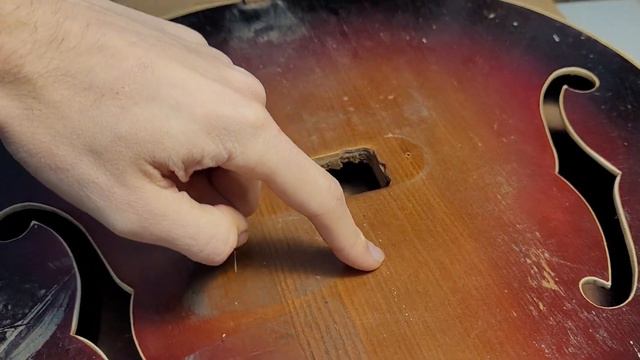 Repair declined?! - Inspecting a Musima 1657 Bass Guitar смотреть онлайн