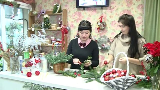 Мастер-класс "Новогодняя композиция" от салона флористики ЦВЕТНОЙ смотреть онлайн