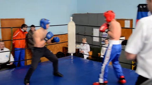 Патана Никита до 71 кг, фулл. Чемпионат г. Донецка по Кикбоксингу 17.01.16 смотреть онлайн