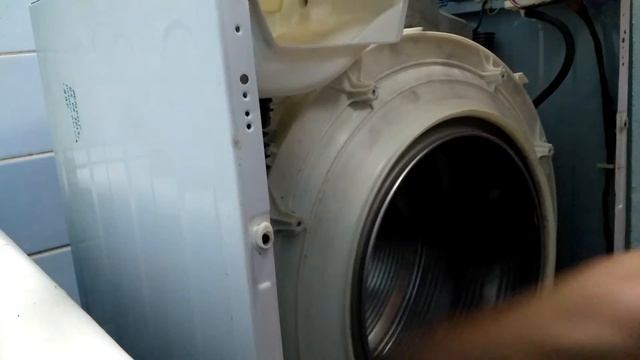 Клинит барабан в стиральной машине LG - 2 смотреть онлайн