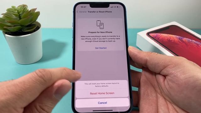 How to Reset Home Screen Layout on iPhone смотреть онлайн