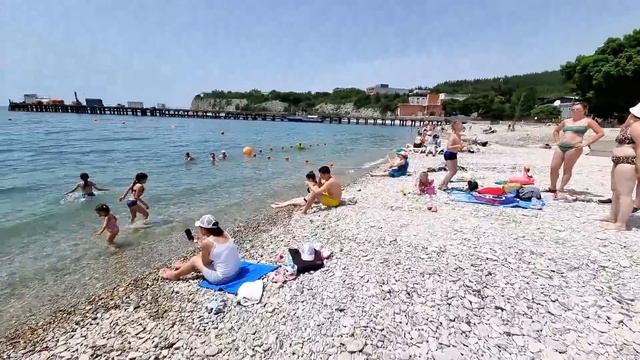 ГЕЛЕНДЖИК! Все ЦЕНЫ на ОТДЫХ! АДСКОЕ ПЕКЛО! КУПАЮТСЯ И ЗАГОРАЮТ! ПОГОДА 4 ИЮНЯ 2022! смотреть онлайн