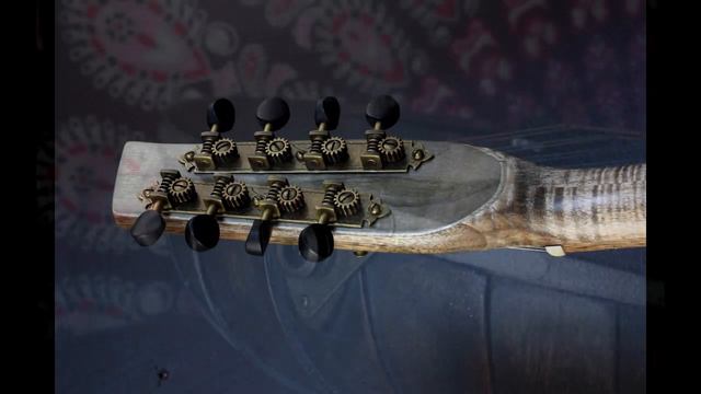 Shell back mandolin. handcrafted by Ray Vincent. смотреть онлайн