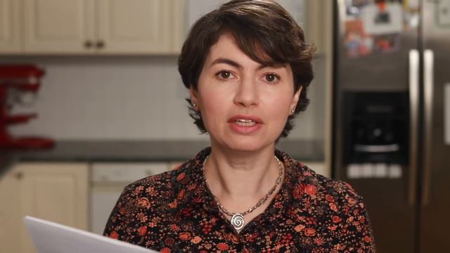 Egg Q&A (peeling, poaching, salting, and more) смотреть онлайн