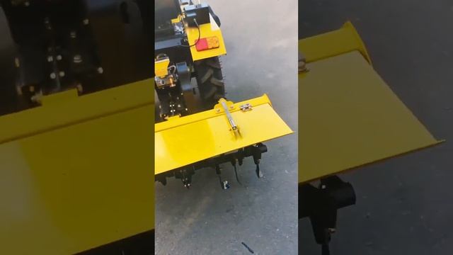 Новинка!!! Самый маленький дизельный полноприводный трактор Т-12 #обзор #минитрактор #трактор #дача смотреть онлайн