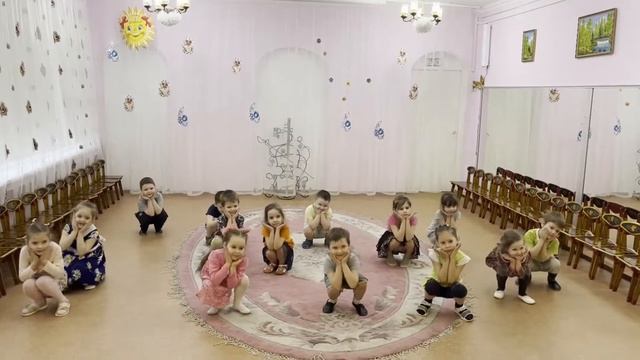 "Космос ждёт." Танцы в детском саду смотреть онлайн