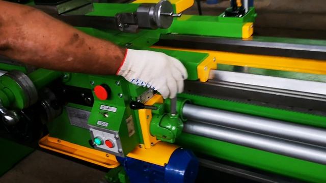 Видео Токарного станка СА562 ( 500х2000) смотреть онлайн