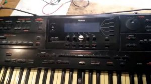 ROLAND G-800