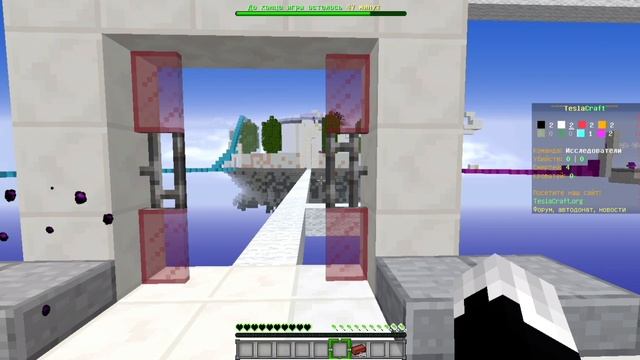 играю в майнкрафт на сервере TeslaCraft  с челенджем виде Яндекс Алисы
