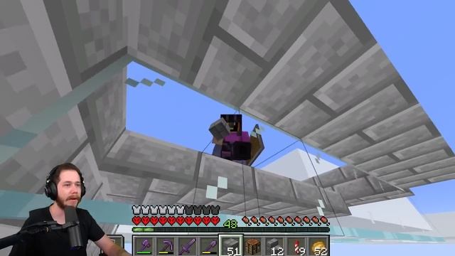 I Built An UNLIMITED Emerald Farm In Minecraft Hardcore! смотреть онлайн