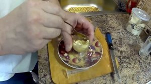 Чесночные свечи от простатита и геморроя из масла какао и чеснока.