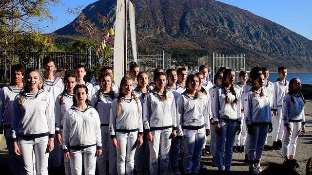 Озёрный на песенном этапе в соревнованиях 13 смены 2019 года