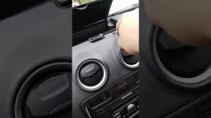 Снимаем верхний бардачок,Форд Фьюжн.