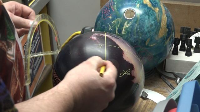 How To Plug & Re-Drill A Bowling Ball Bella School Project Storm Lock смотреть онлайн