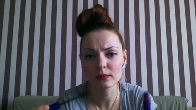 Косметичка рыжей с зелеными глазами! смотреть онлайн