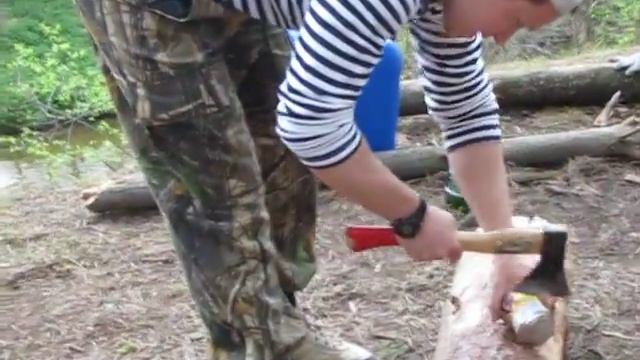 Еще один способ открывания консервных банок в дикой природе смотреть онлайн