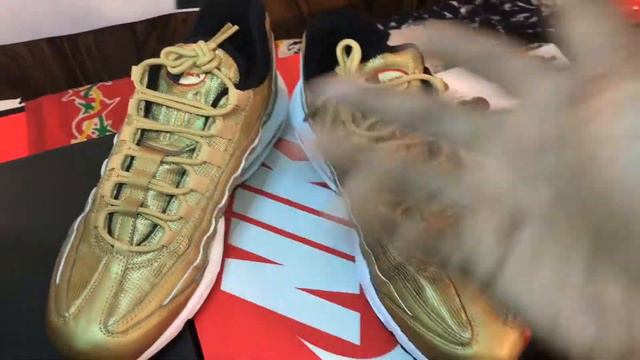 Nike Air Max 95 Premium QS (Gold)Review"Papi Chance to Win 1$ BAby)Look 1$,That's it Bro"Size 10.5 смотреть онлайн
