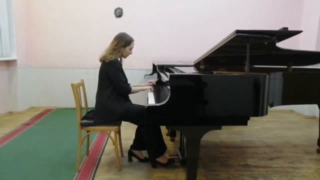 Софья Шиманская. Вл.Дорохин. №1(до-диез-минор) и №4(ми-минор) из цикла "6 пьес для фортепиано" смотреть онлайн