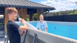 24 ЧАСА В БАССЕЙНЕ. БРОС ШОУ