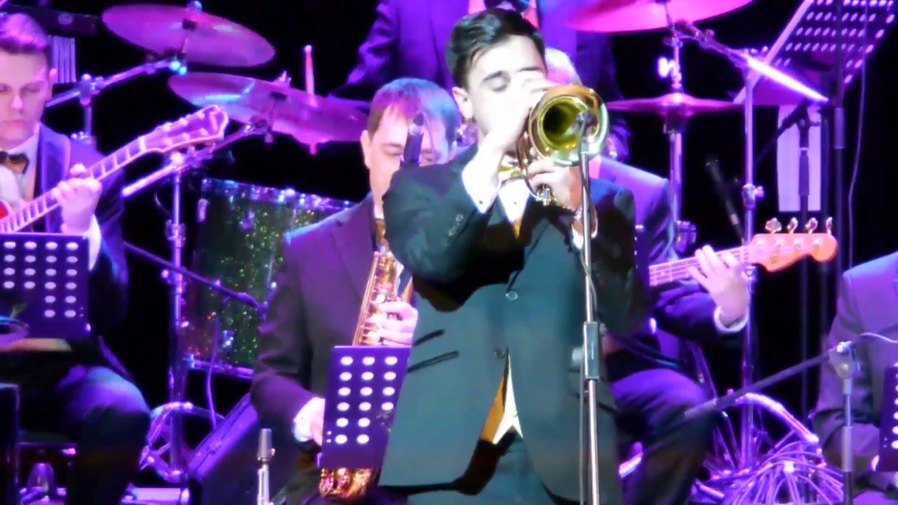 Paul Williams and Kenneth L. Ascher «The Rainbow Connection» смотреть онлайн