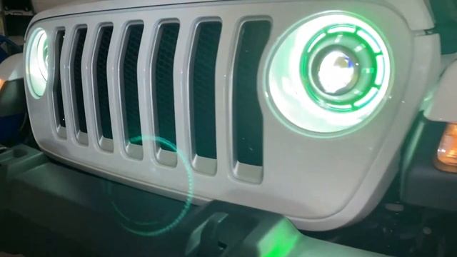 ORACLE Lighting Oculus ColorShift Headlights | Jeep Wrangler JL | Carisma Customs Pewaukee, WI 5307 смотреть онлайн