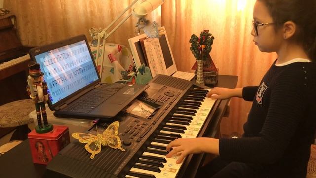 Soft Mozart Winter 2018-2019 recital. Sofia, 9 yo, Russia. Чайковский - Танец пастушков смотреть онлайн