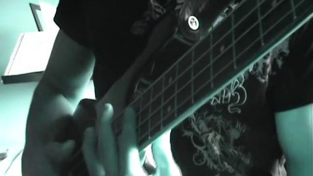 Limp Bizkit - Behind Blue Eyes (Bass Arrangement) смотреть онлайн