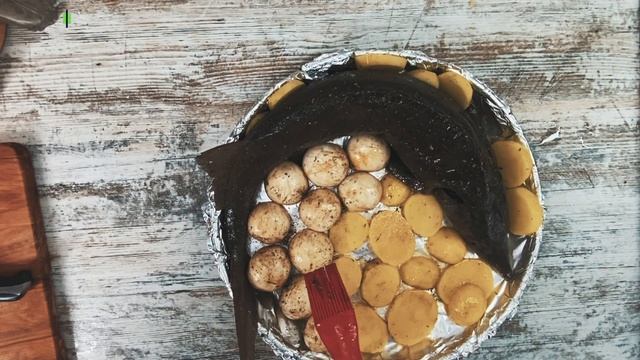 СТЕРЛЯДЬ ПО-ЦАРСКИ.ОСЕТРИНА ЗАПЕЧЁННАЯ В ДУХОВКЕ. смотреть онлайн