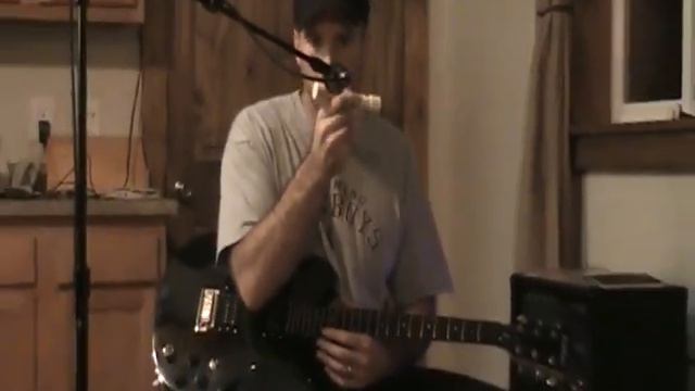 Digitech Vocalist Live 5 and Digitech Jamman Delay Original Loop By Bobby Allen Bifano смотреть онлайн