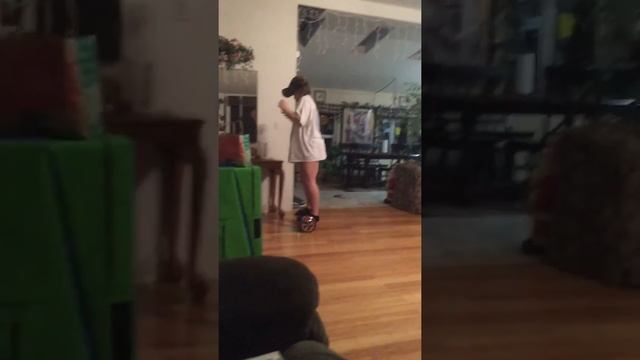 VR vs HoverBoard смотреть онлайн