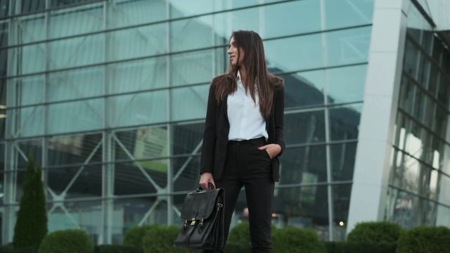 Три знака Зодиака, которых ждет богатство и успех с 24го Мая смотреть онлайн