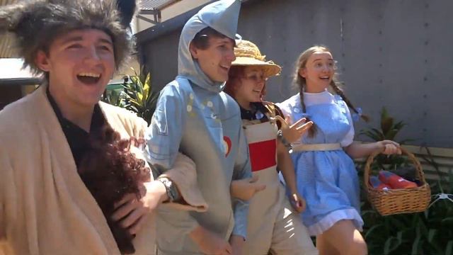 Wizard of Oz Sepsis News Oz T for Thomas смотреть онлайн