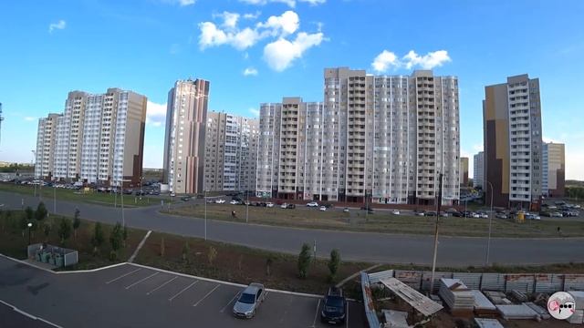 Однотонная двухкомнатная квартира в ЖК "Дубки" / г. Оренбург, ул. Уральская, д. 2/9 смотреть онлайн