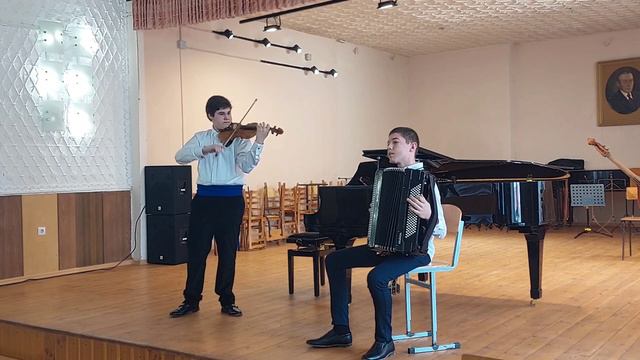 Hora Spiccato F.Advahov смотреть онлайн