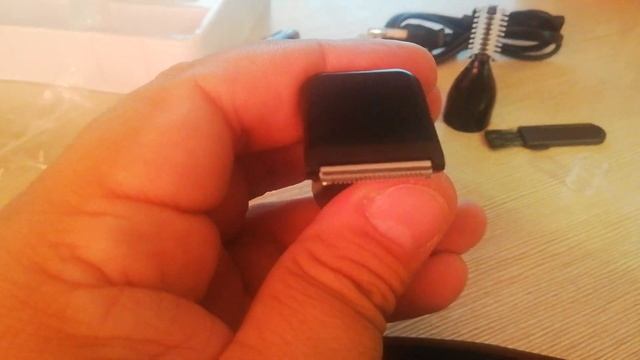 Триммер для носа, бороды, ушей Geemy GM-3107. Распаковка. Обзор. Заказ с OZON. смотреть онлайн