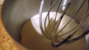 Торт "Битое стекло" с бисквитом и фруктами