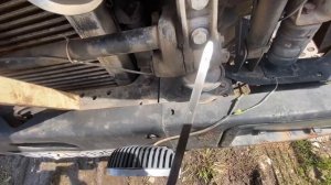 МАЗ стоял 4 дня, пробуем запустить  А где у МАЗа щуп?