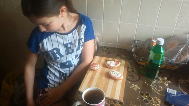 Мама решила сделать для меня ЧЕЛЛЕНДЖ 24 часа с выбранным цветом