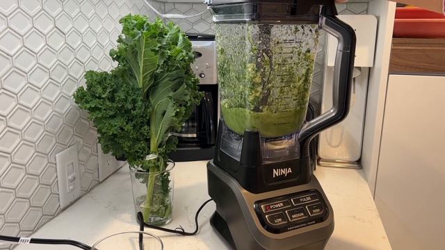 Ninja Professional Blender 1000/BL610 - Review смотреть онлайн