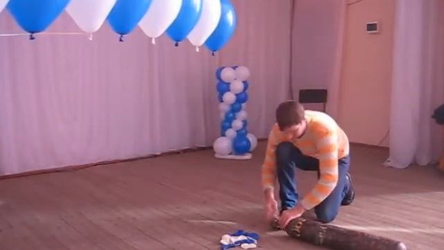 Арка из шаров с гелием (Arch of balloons inflated with helium) смотреть онлайн