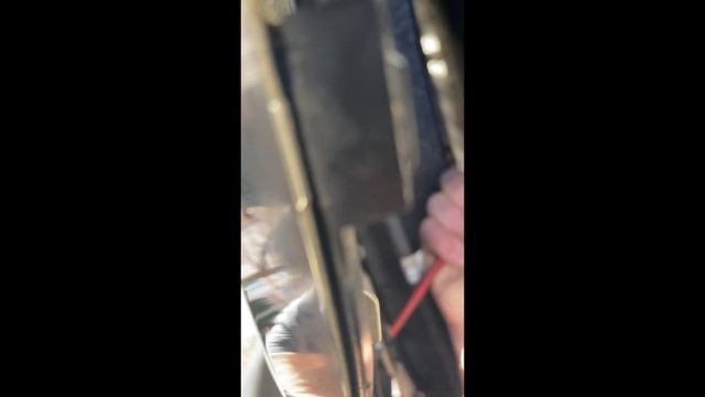 SKODA YETI FRONT GRILL REPLACEMENT - removing the front grill смотреть онлайн