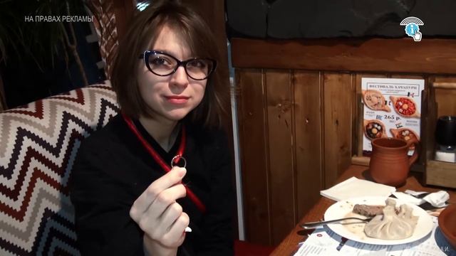 Курянам дарили золотые кольца от «Старика Хинкалыча» смотреть онлайн