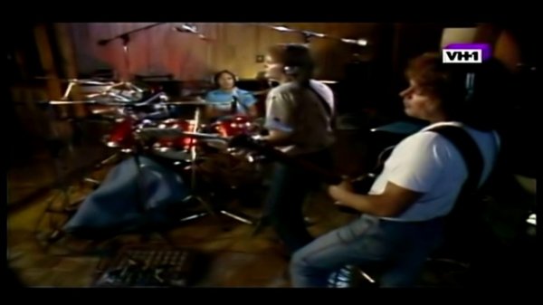 REO Speedwagon - can't fight this feeling ( studio version)